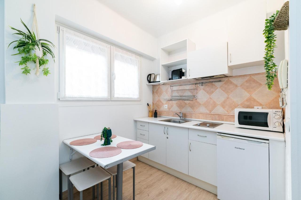 Apto En Granada Centro Con Parking Opcional Apartment Exterior photo